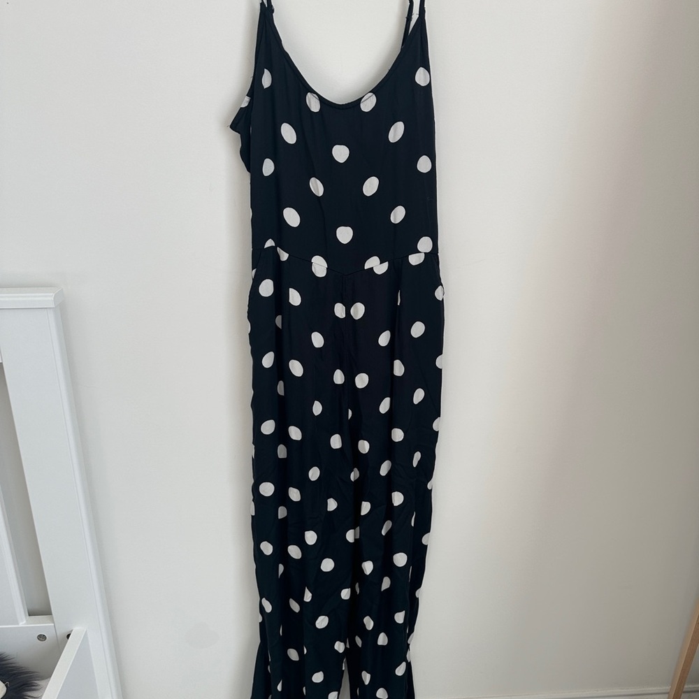 Billabong Jumper In Polka Dot Ruffle Leg Jumper Black/White Size M - Picture 5 of 8